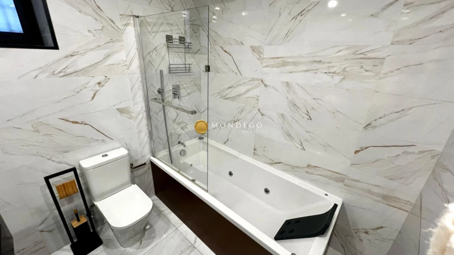 Moradia T4 para Venda em Trouxemil e Torre de Vilela Foto 5