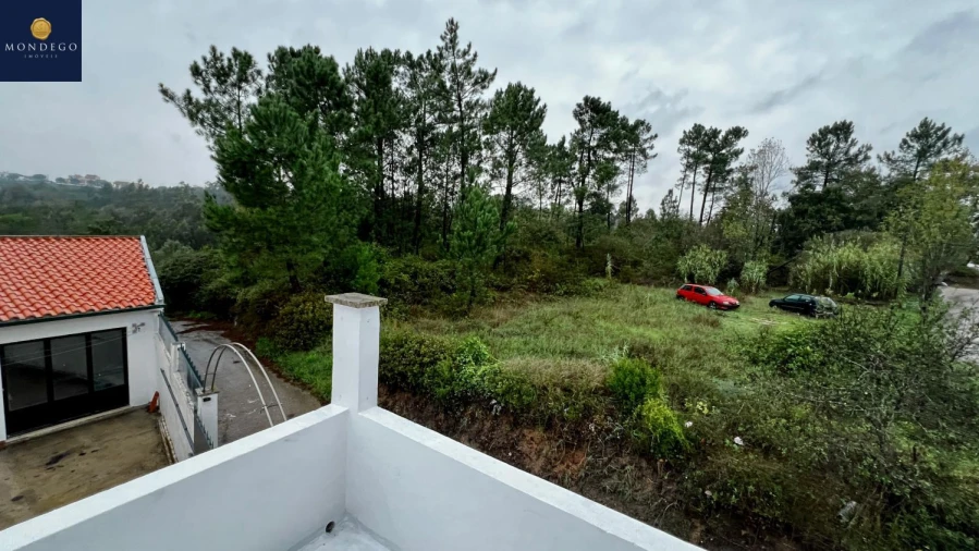 Moradia T4 para Venda em Trouxemil e Torre de Vilela Foto 17