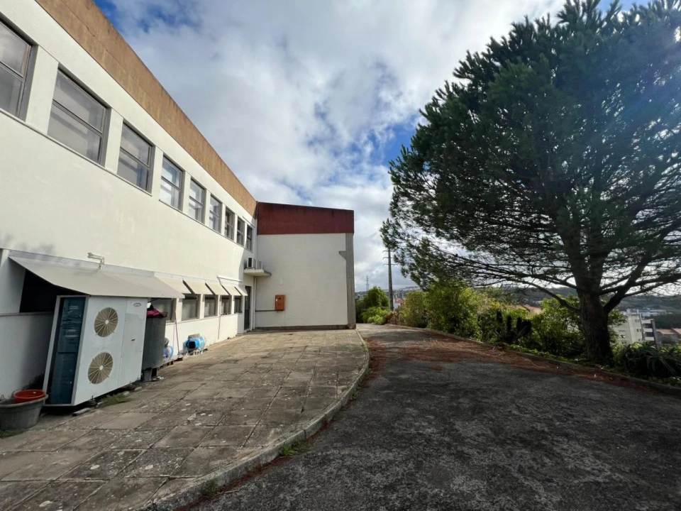 Loja para Venda em Barcarena Foto 2