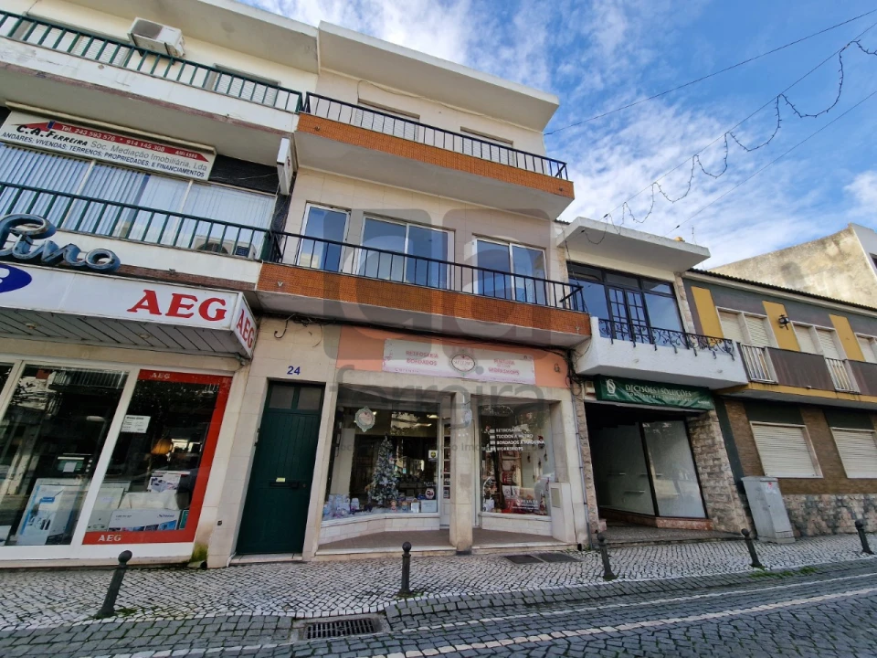 Apartamento T2 para Venda em Almeirim Foto 1