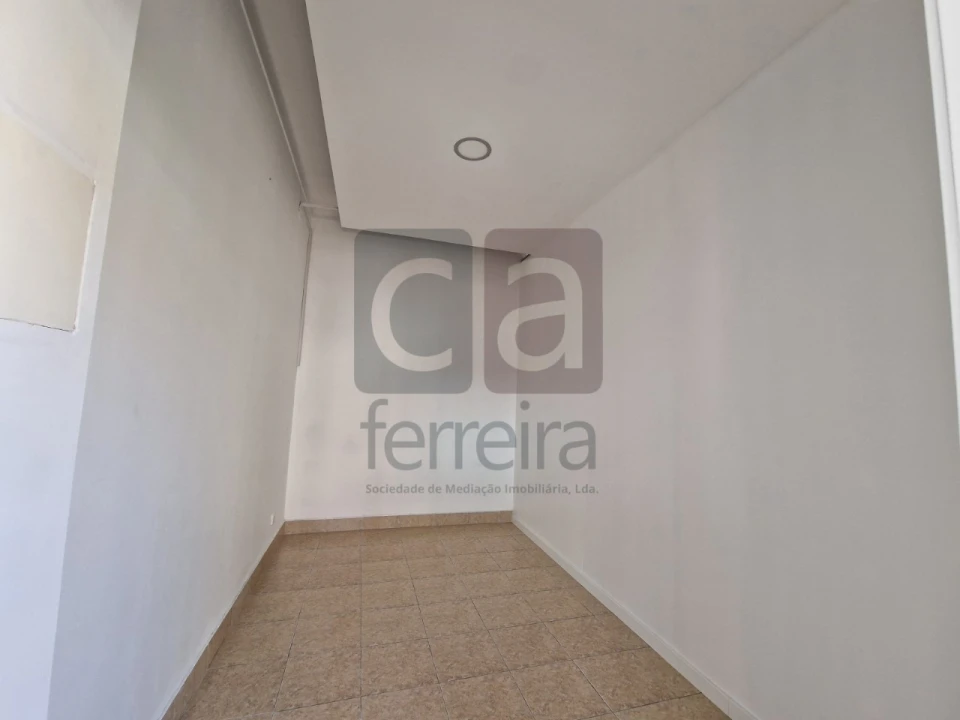 Apartamento T2 para Venda em Almeirim Foto 12