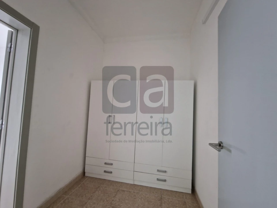 Apartamento T2 para Venda em Almeirim Foto 13