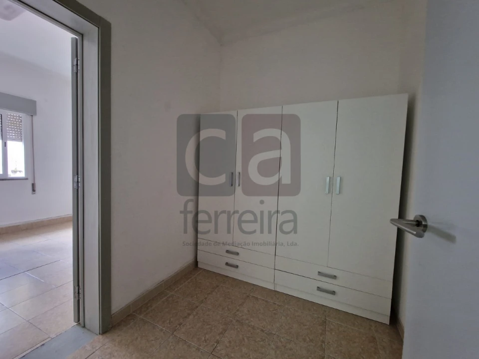 Apartamento T2 para Venda em Almeirim Foto 17