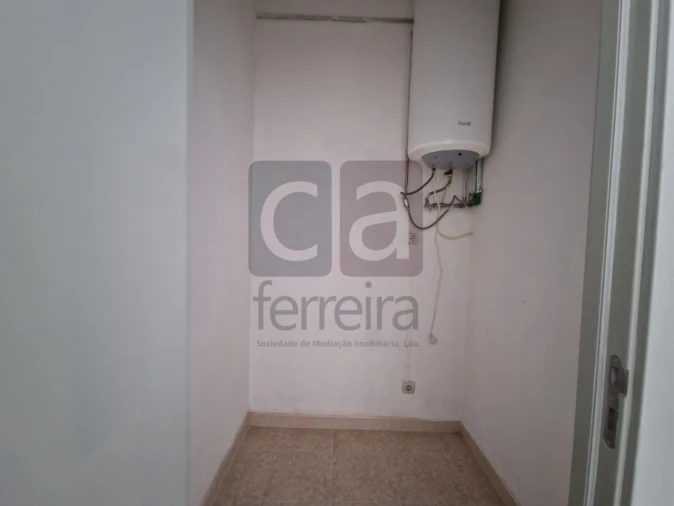 Apartamento T2 para Venda em Almeirim Foto 4