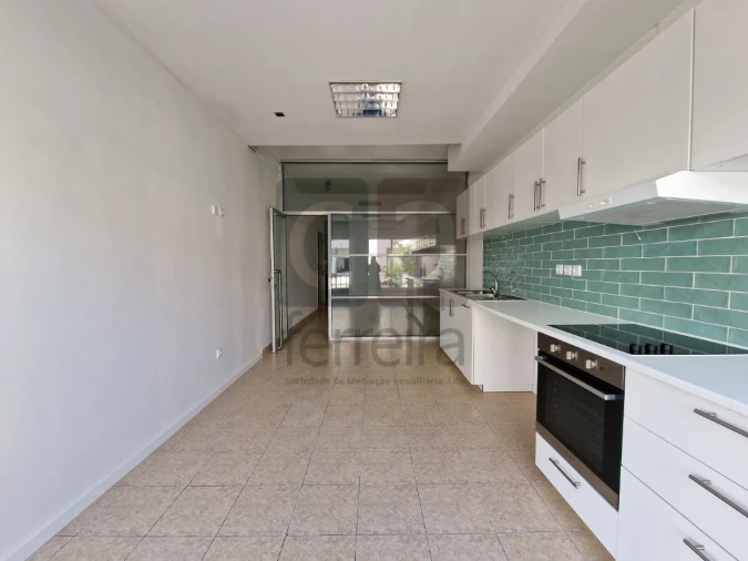 Apartamento T2 para Venda em Almeirim Foto 5