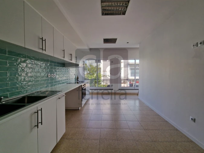 Apartamento T2 para Venda em Almeirim Foto 7
