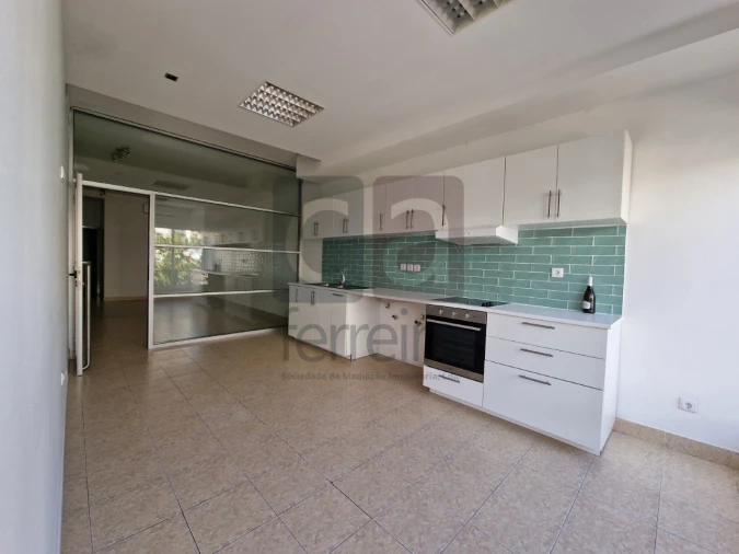 Apartamento T2 para Venda em Almeirim Foto 8