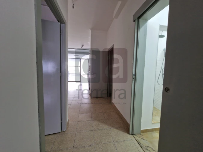 Apartamento T2 para Venda em Almeirim Foto 9