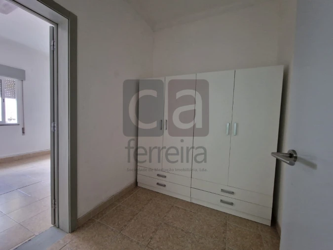Apartamento T2 para Venda em Almeirim Foto 17
