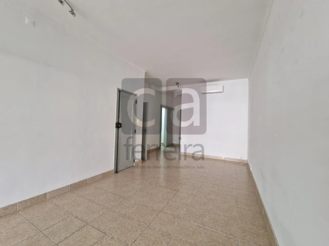 Apartamento T2 para Venda em Almeirim Foto 23