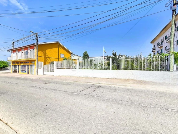 Moradia T4 para Venda em Oiã Foto 48