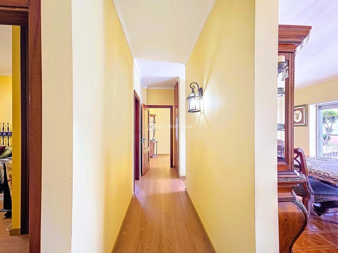 Moradia T4 para Venda em Oiã Foto 12