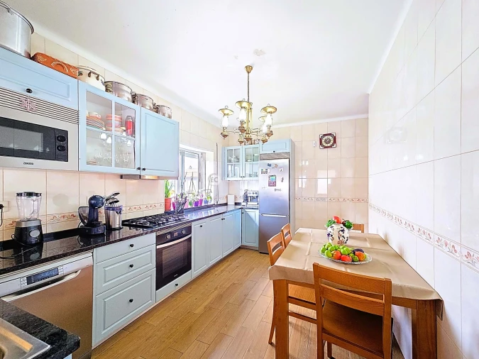 Moradia T4 para Venda em Oiã Foto 10