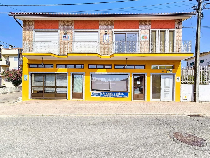 Moradia T4 para Venda em Oiã