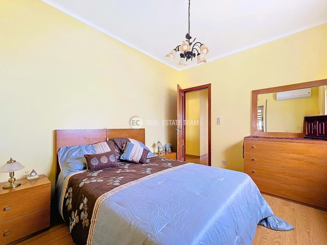 Moradia T4 para Venda em Oiã Foto 22