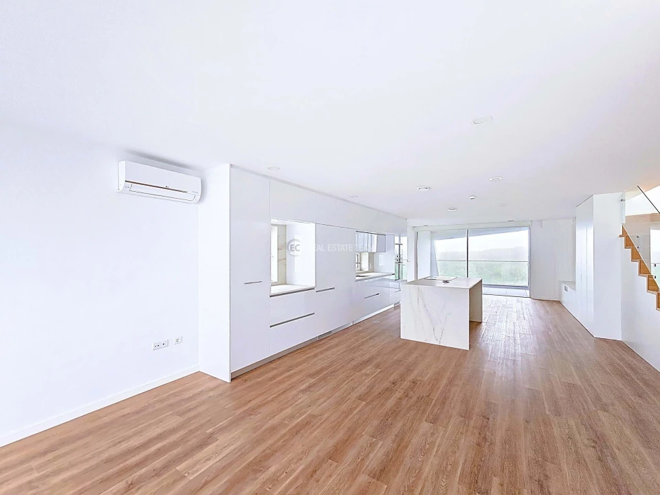 Apartamento T3 para Venda em Gafanha da Encarnação Foto 4