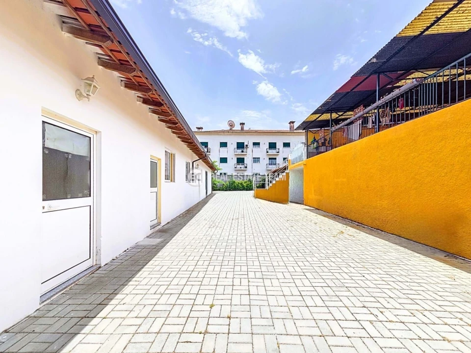 Moradia T4 para Venda em Oiã Foto 39