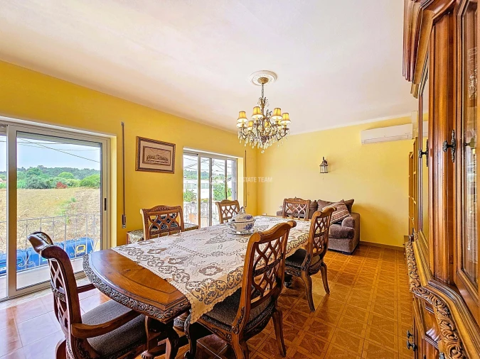 Moradia T4 para Venda em Oiã Foto 3