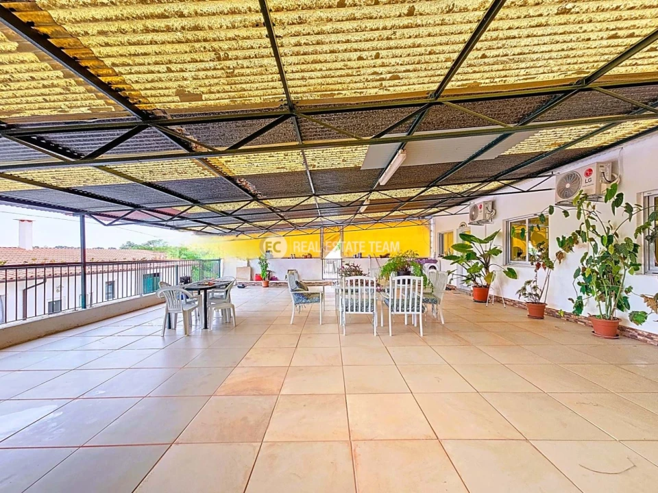 Moradia T4 para Venda em Oiã Foto 32