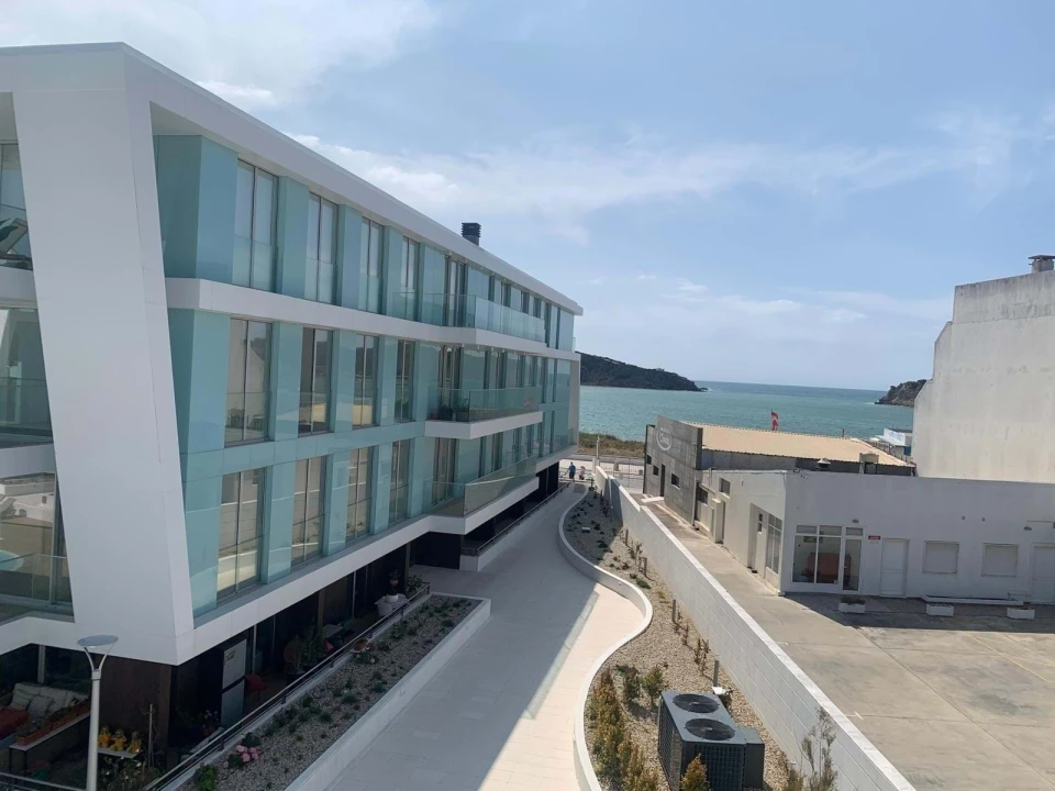 Apartamento T2 para Venda em São Martinho do Porto Foto 3