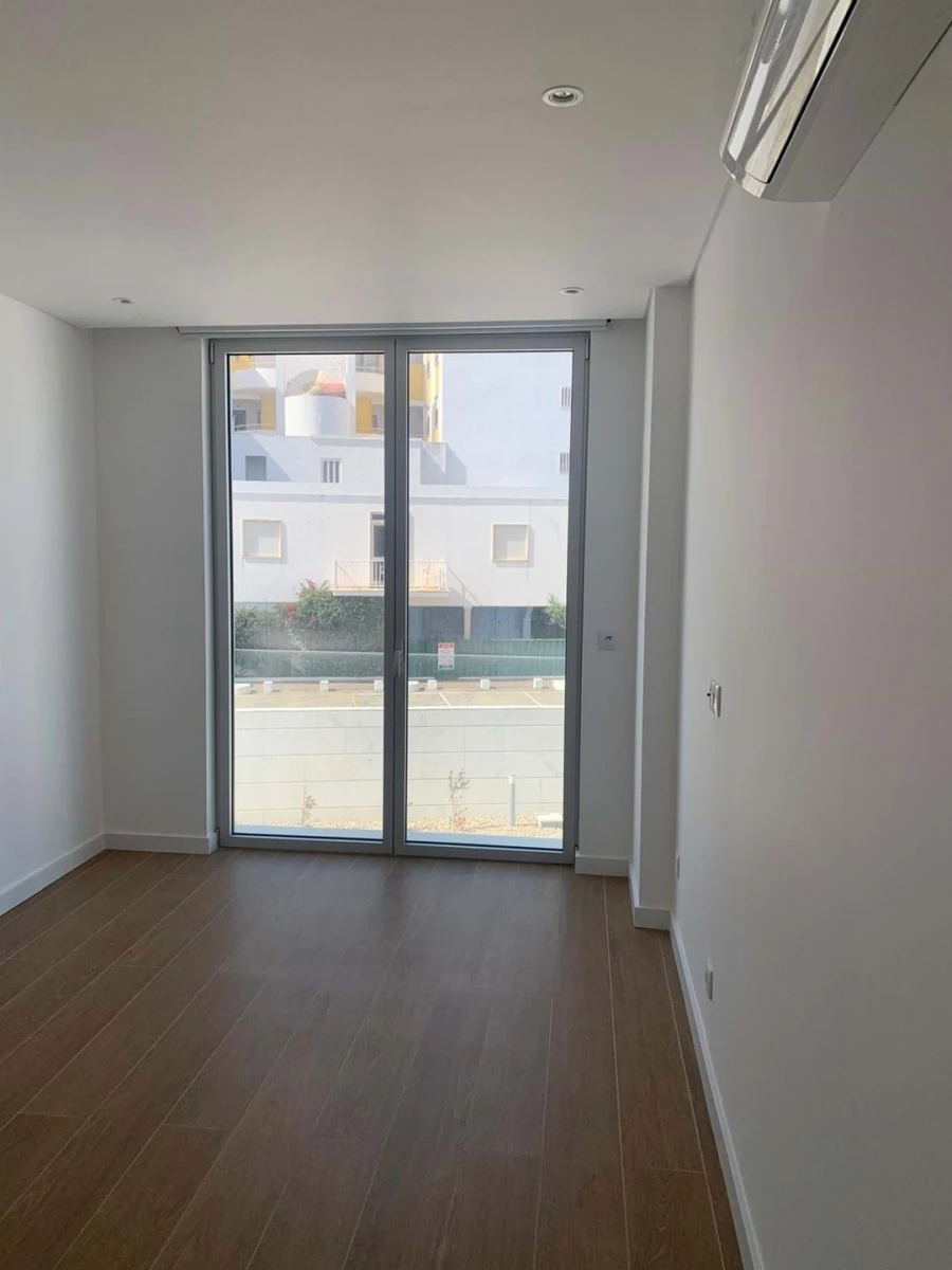 Apartamento T3 para Venda em São Martinho do Porto Foto 12