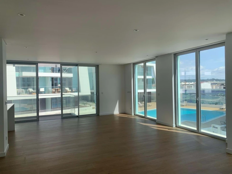 Apartamento T3 para Venda em São Martinho do Porto Foto 8