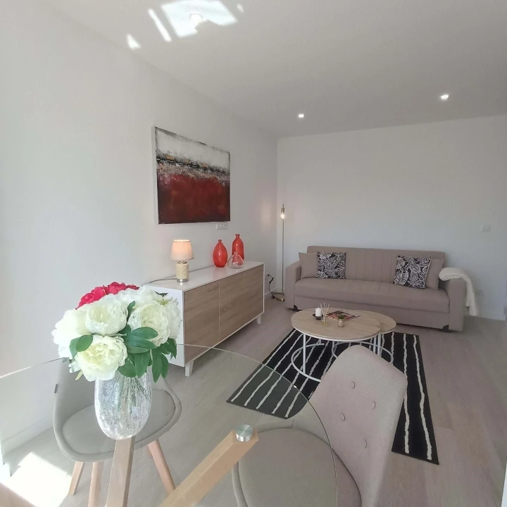 Apartamento T3 para Venda em Benfica Foto 5