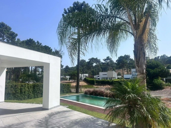 Moradia T4 para Venda em Charneca de Caparica e Sobreda Foto 29