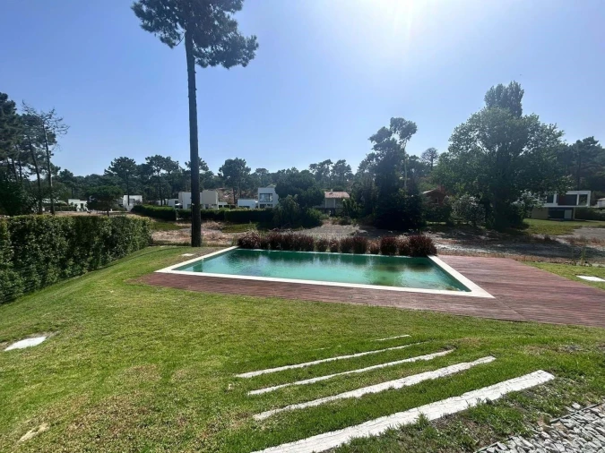 Moradia T4 para Venda em Charneca de Caparica e Sobreda Foto 31