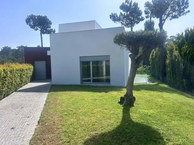 Moradia T4 para Venda em Charneca de Caparica e Sobreda Foto 38