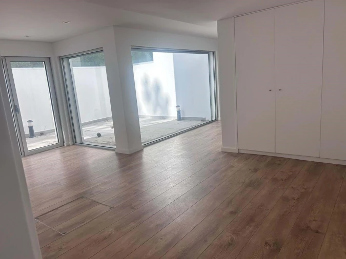 Moradia T4 para Venda em Charneca de Caparica e Sobreda Foto 21