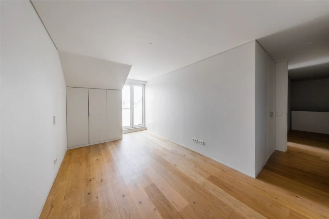 Apartamento T2 para Venda em Alvalade Foto 5