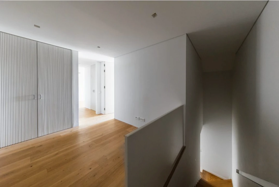 Apartamento T2 para Venda em Alvalade Foto 12