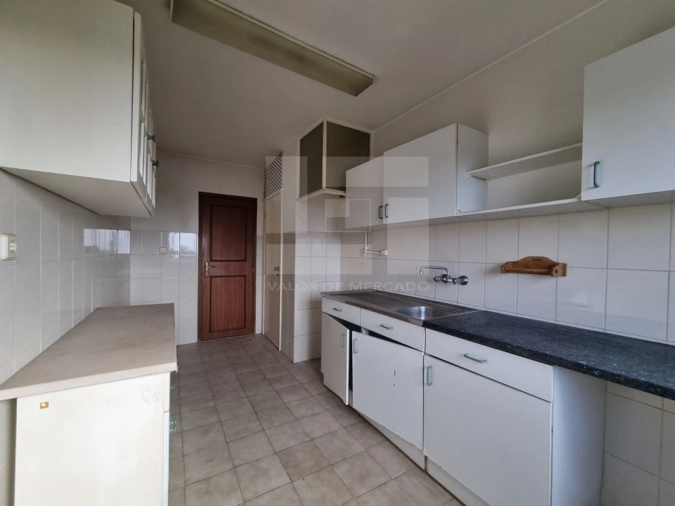 Apartamento T2 para Venda em Alcabideche Foto 33
