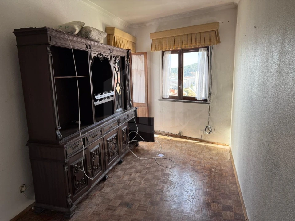 Apartamento T2 para Venda em Sesimbra (Santiago) Foto 4