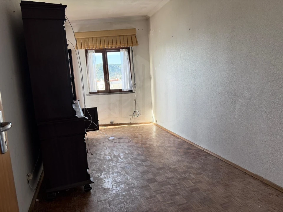 Apartamento T2 para Venda em Sesimbra (Santiago) Foto 5