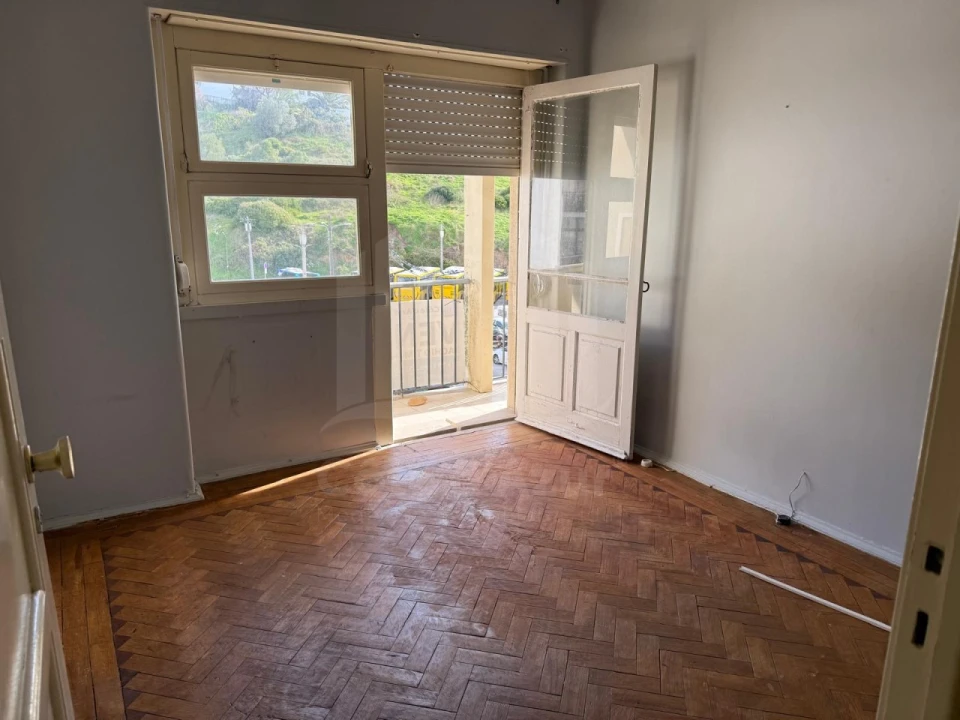 Apartamento T2 para Venda em Sesimbra (Santiago) Foto 8