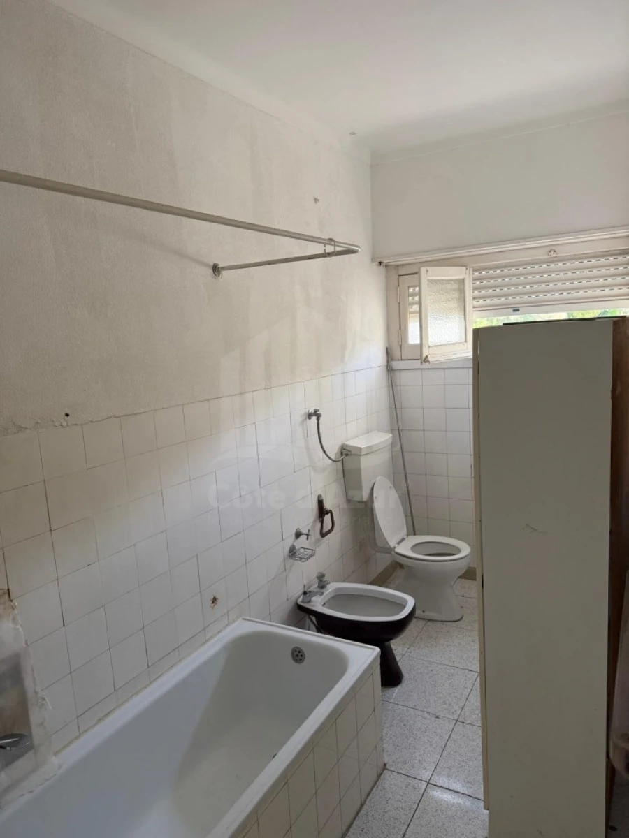 Apartamento T2 para Venda em Sesimbra (Santiago) Foto 11