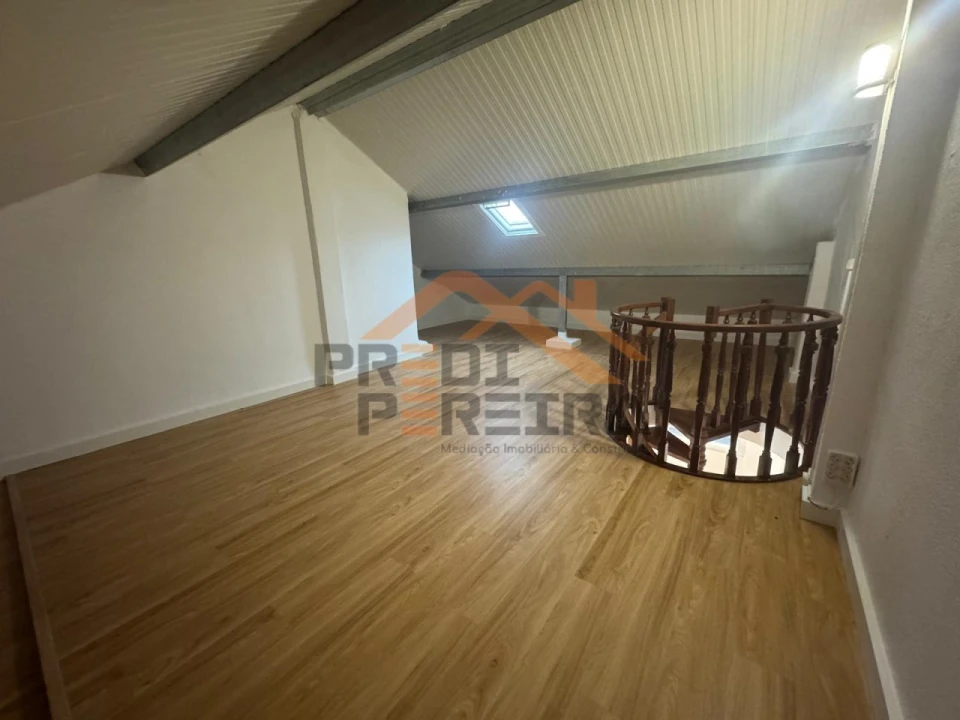 Apartamento T2 para Venda em Falagueira-Venda Nova Foto 20