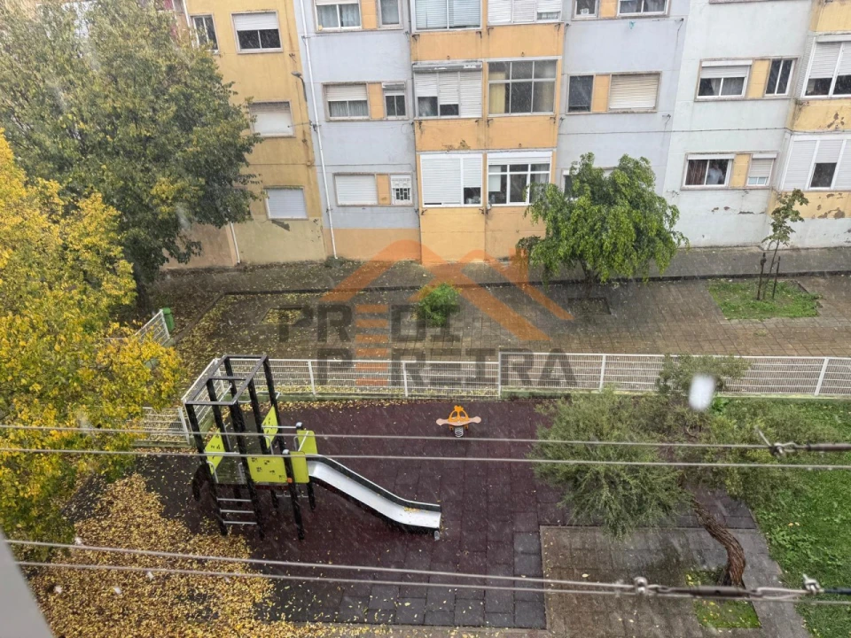 Apartamento T2 para Venda em Falagueira-Venda Nova Foto 21