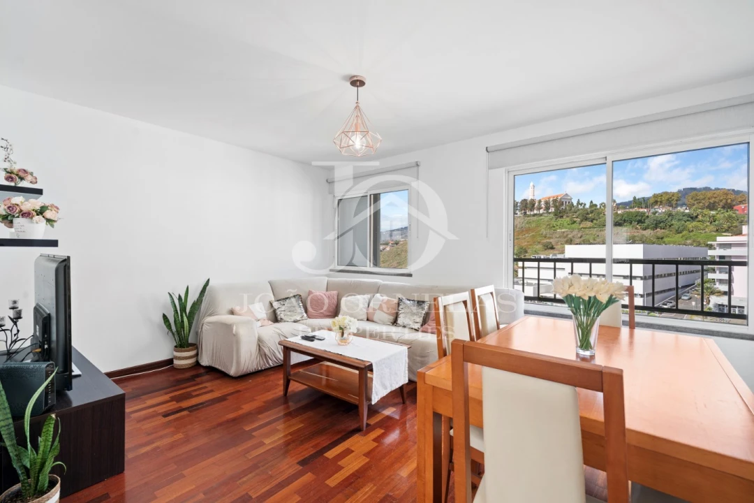 Apartamento T2 para Venda em São Martinho Foto 6