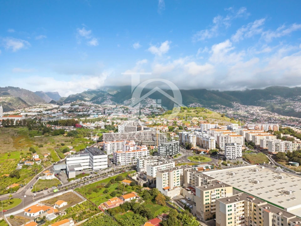 Apartamento T2 para Venda em São Martinho Foto 24