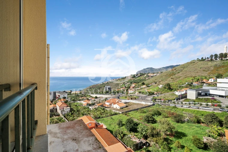 Apartamento T2 para Venda em São Martinho Foto 9