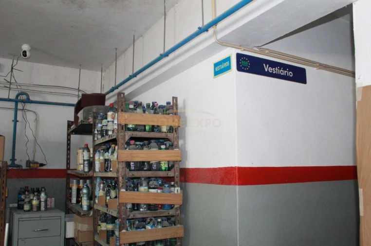 Negócio para Venda em Mina de Água Foto 27