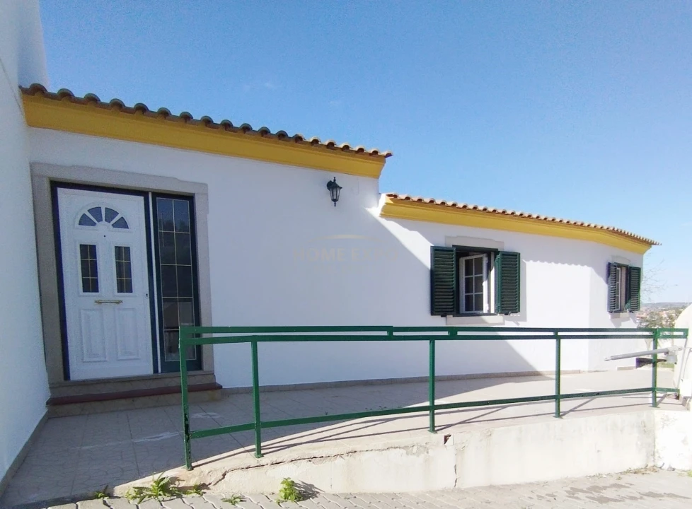 Moradia T3 para Venda em Azueira e Sobral da Abelheira Foto 3