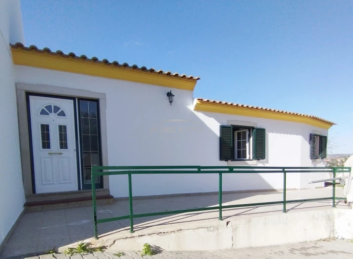 Moradia T3 para Venda em Azueira e Sobral da Abelheira Foto 3