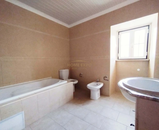 Moradia T3 para Venda em Azueira e Sobral da Abelheira Foto 7