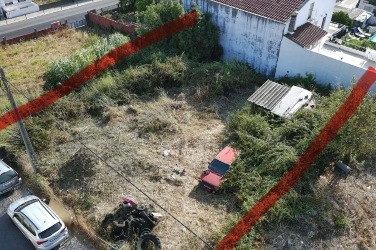 Terreno para Venda em Casal de Cambra Foto 6