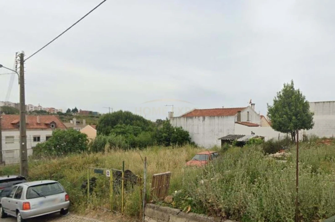 Terreno para Venda em Casal de Cambra Foto 8