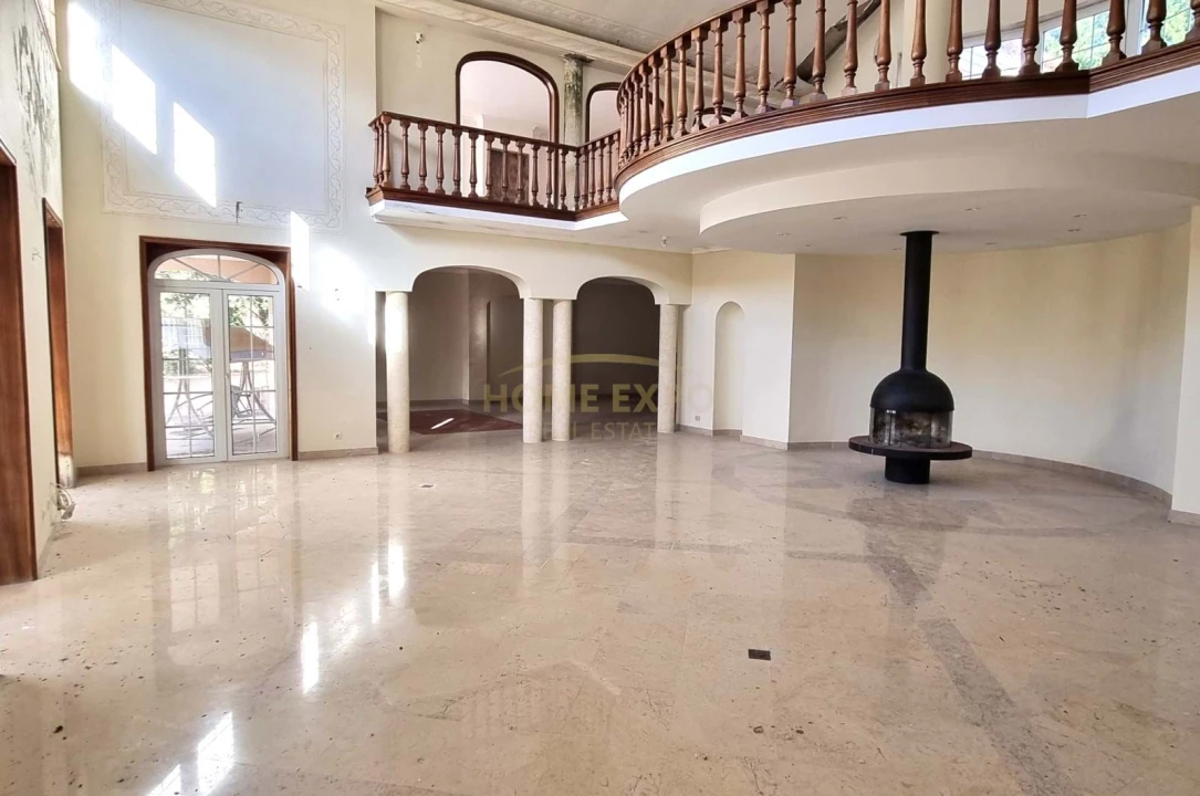 Moradia T5 para Venda em Agualva e Mira-Sintra Foto 22